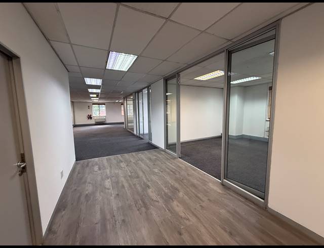 914M² OFFICE TO LET IN RIVIERA